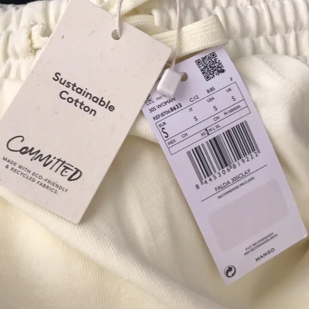 MANGO, Woman's Size Small Yellow Skirt. - Picture 8 of 8
